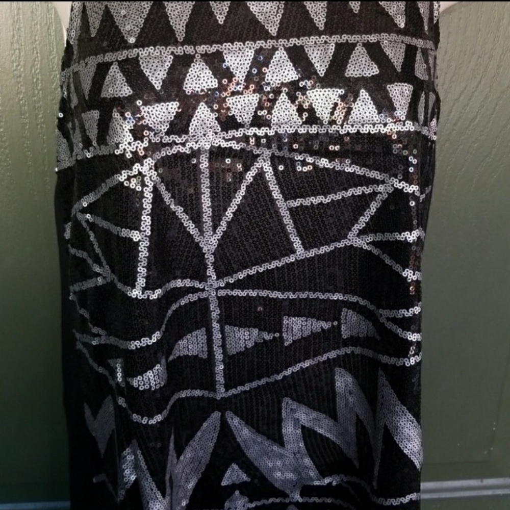 Dressy Tank Top - Picture 4 of 4